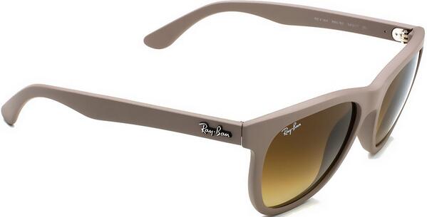 FrameDepotcom's tweet image. Ray-Ban Highstreet Wayfarer Bronze-Copper #ONLY $65.00 on @FrameDepotcom !! #cantgetanybetterthanthis