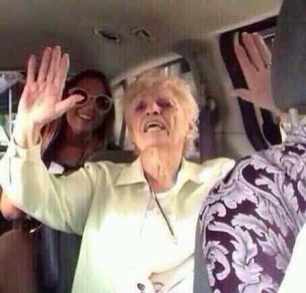 ruthhjanee's tweet image. #8DaysUntilBreakFree #2DaysUntilArianasBirthday #61DaysUntilTheAlbum