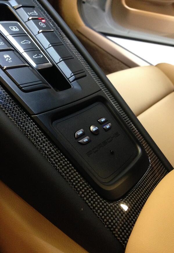 SignatureAudio1's tweet image. Check out our 9500ci custom control module placement for Porsche!!