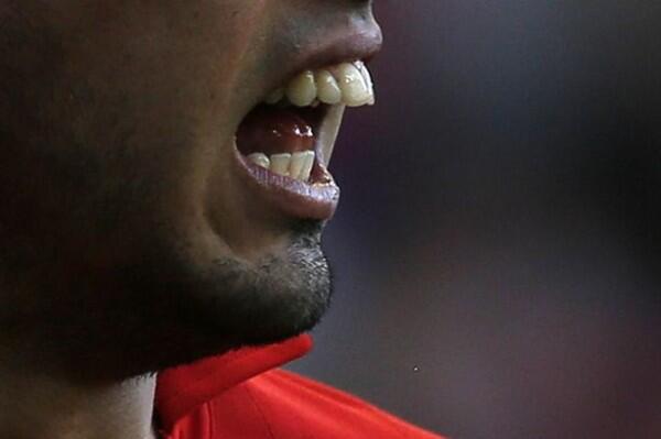 gracemurni's tweet photo. @n0tnit @ellie_0112  Uruguay's deadliest weapon #Suarez http://t.co/u6VWlbOi9D