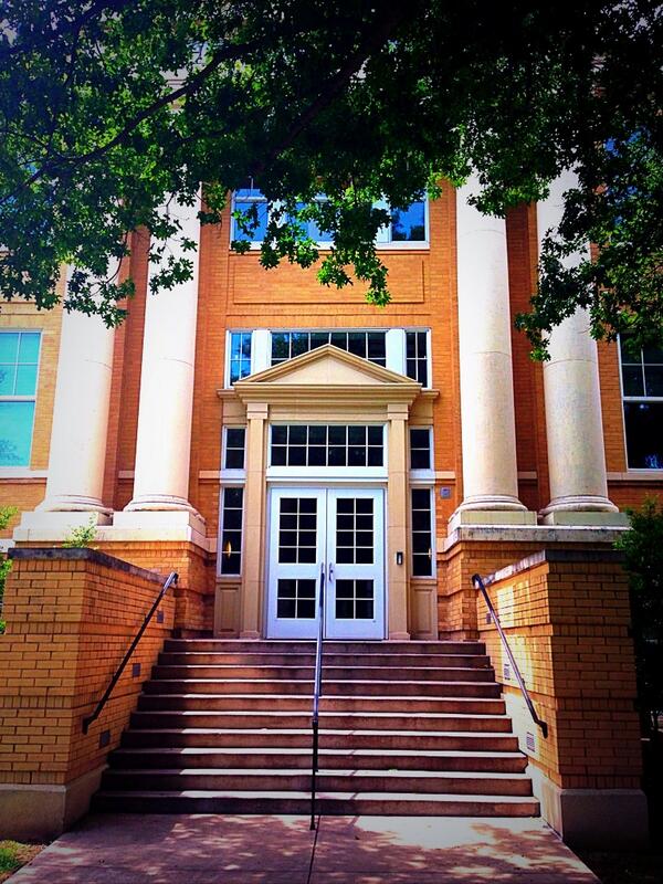 TCUCampus's tweet image. The Bailey Building. @TCU @TCU_COE