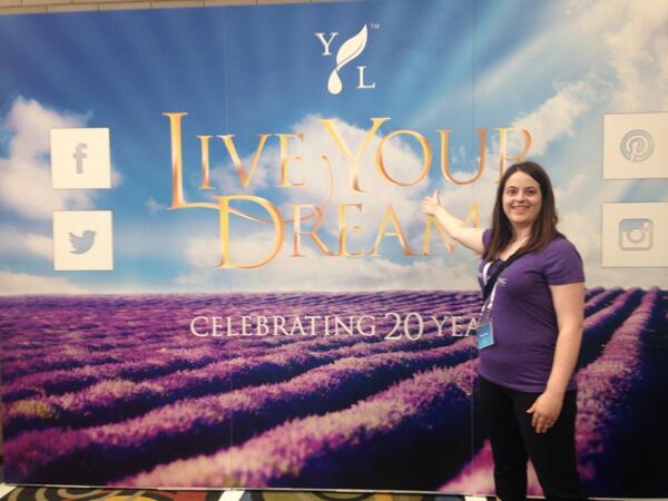 EBalanced's tweet image. #YLconvention and #LIVEYOURDREAMYL
