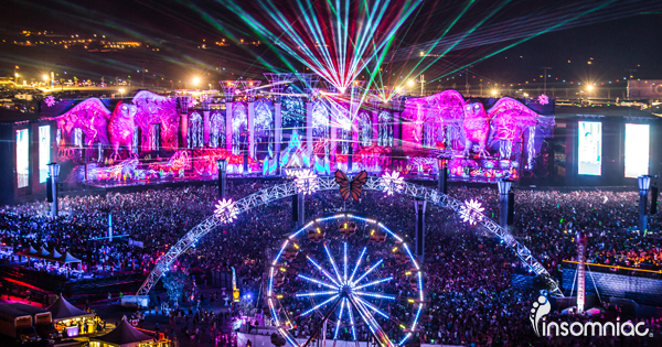 EDC_LasVegas's tweet photo. Take us back... #EDCLV http://t.co/A92TZ6JQYX