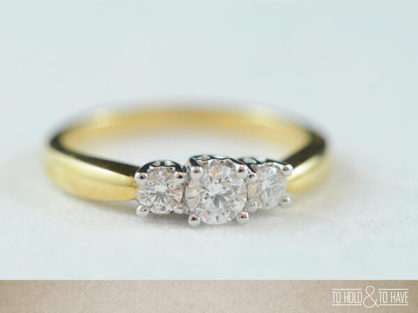 ToHoldToHave's tweet image. 18K Diamond Triology Ring - YES!