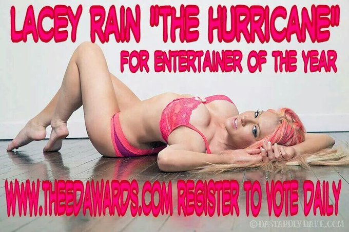 Don't forget to vote for me for Entertainer of the Year! http://t.co/gCpmZcl0xg http://t.co/UNPYgAZi<a href="/tag/hcotw"class="tags"><span>#hcotw</span></a>
