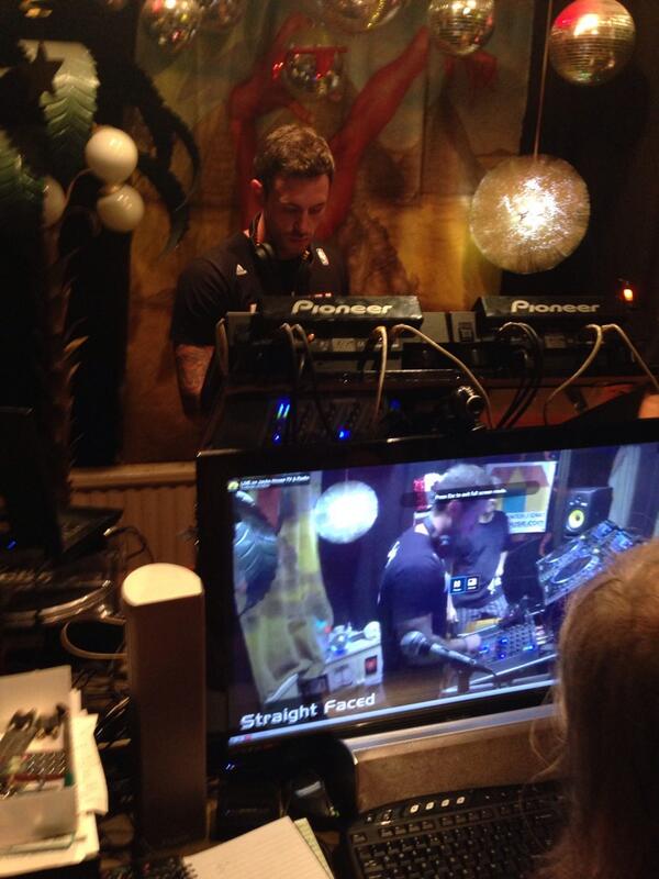 ABH_TV's tweet photo. “@JacksHouseTV: #straightfaced aka @aaronwalters_uk banging out the beats for the next hour http://t.co/khOMvWi2FX” @ABH_TV