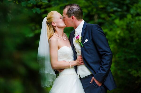 My FaveShot from my last #Wedding #Shooting in #Cologne . #LoveMyJob ! #Love #Nikon #Kiss #Portrait