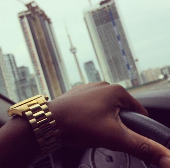 JeromeCB11's tweet photo. "Changing lives is what I do but I had to wake up and change mine before I did the same for you" -JClarah🍁 http://t.co/eU4zfj7Rgd