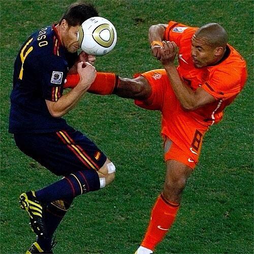 #FOXenBrasil a De Jong no hubo sancion, pavadas no eh.