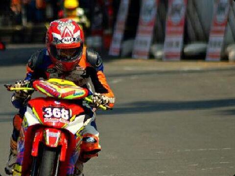 Harus tetap eksis yaaa