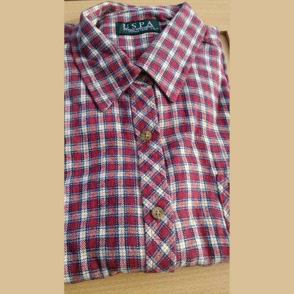 Kemeja Flanel | kode: 23.6 | PxL: 64x51cm | size: L | price: 85k | pin bb: 27590189 | Line: rahmanabey