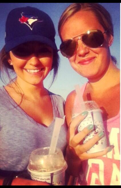 emleclair's tweet photo. looking forward to a great summer with my main squeeze 👯💕 @murrayjr14 http://t.co/KxRCJUqlmD