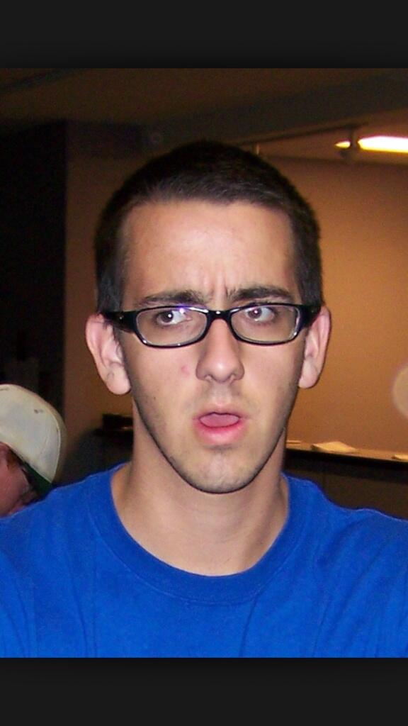 Senseless_ness's tweet image. When you follow someone that knows you and they don't follow you back