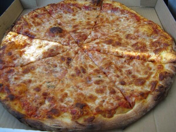 PlZZAPICTURES's tweet photo. http://t.co/9QX6QkVmxC