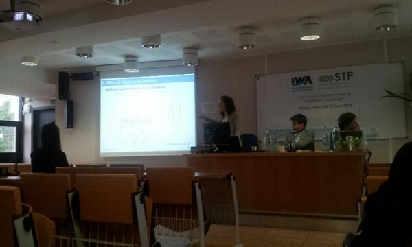 GENOCOV's tweet photo. Celia Castro-Barros: Effect of nitrite on N2O and NO emmisions at @ecoSTP2014 #ecostp2014 http://t.co/fEQH7LksPp