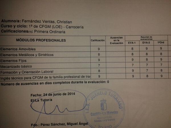 cris_fv90's tweet photo. Ya soy medio chapista!!! Y enhorabuena a mi esteticista!! @Inma_1892 http://t.co/rE7Og71aKj