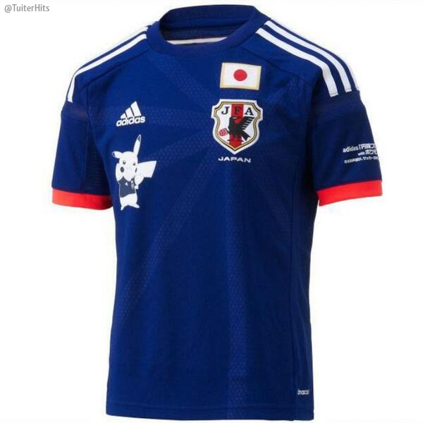 TuiterHits's tweet photo. EL MUNDIAL LO MERECE GANAR JAPÓN SOLO POR LLEVAR A PIKACHU EN LA EQUIPACIÓN #Mundial2014 http://t.co/epF0JH0G9P