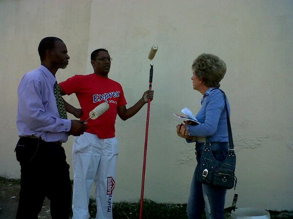 mariabotha's tweet photo. Wonderful! The local media recognising the volunteers efforts today! @BuildersFan @chevroletsa http://t.co/LaYKgfDAkZ