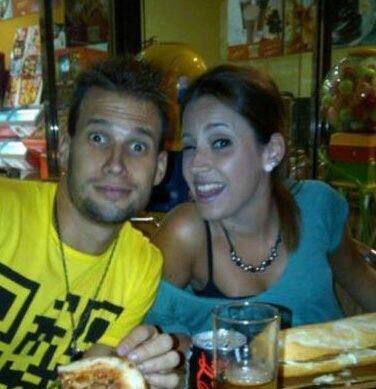 tony_13garrido's tweet photo. Mañana un gran día , se casa mi amiga @AguilarTamara con un tal @RafaRuiz_13  jajaja, que seáis muy felices http://t.co/N4xKvEk6ZE