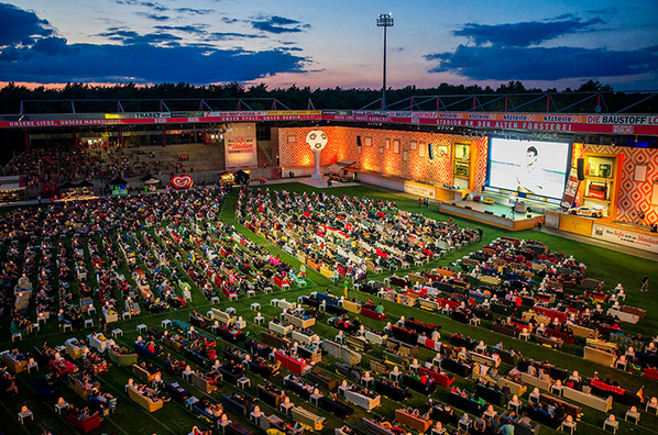 guardian_sport's tweet photo. Gallery: sofa, so good at Union Berlin for #WorldCup viewing http://t.co/p6LygJB27N (Photo: Reuters) http://t.co/jYsn8hoCKk