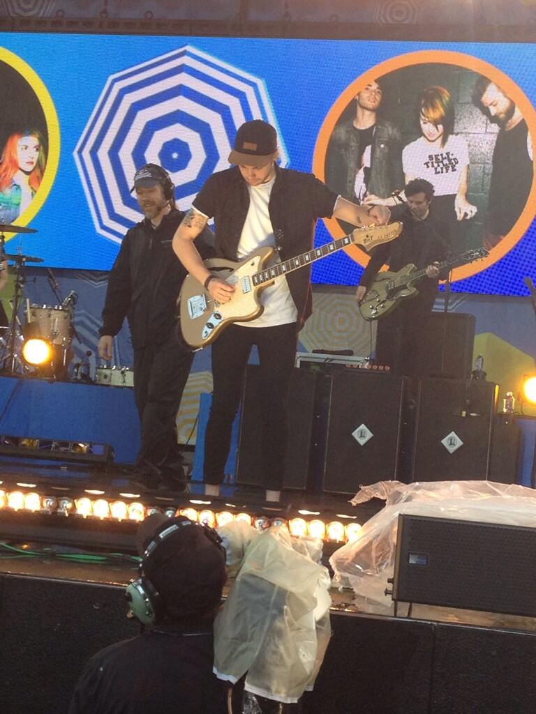 Embedded image permalink