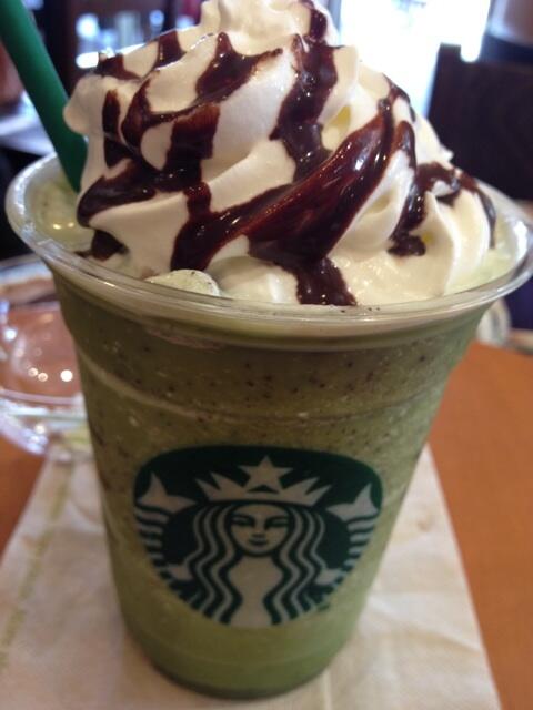 抹茶ぼっと 相性抜群 チョコレート 抹茶フラペチーノ 1 抹茶クリームフラペチーノを注文 2 チョコレートチップを追加 50円 3 チョコレートソースを追加 無料 お好みで 抹茶パウダーを多めにすると抹茶味がアップ T Co 抹茶ぼっと 相性抜群 チョコレート 抹茶フラペチーノ 1 抹茶クリームフラペチーノを注文 2 チョコレートチップを追加 50円 3 チョコレートソースを追加 無料 お好みで 抹茶パウダーを多めにすると抹茶味がアップ T Co