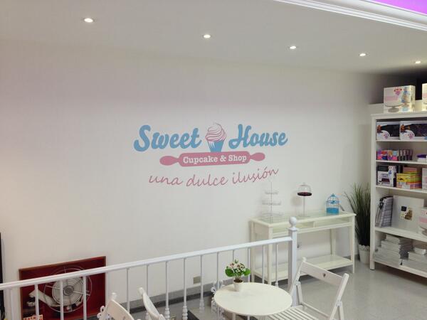 La reconocida tienda de repostería <a href="/sweethouseorota/">Sweet House</a> abre hoy en el Puerto de La Cruz. goo.gl/9jxDqc