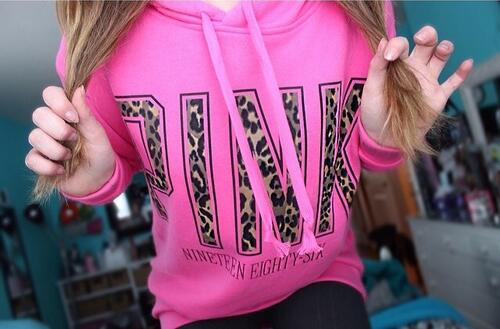 RR__Station's tweet photo. Leopard pink hoodie 150.000 design bisa dibuat sweater/tank/tee http://t.co/v9zjBJZnQ7