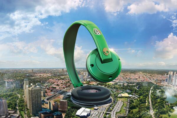 skullcandy's tweet photo. It's on. Viva Mexico! Who will step up? #SkullcandyFC #MEX #ElTri @FEMEXFUTOFICIAL http://t.co/wMgxsNmevV