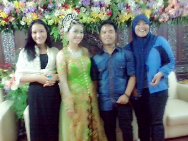 rahmath03537030's tweet photo. @apritasarydiana http://t.co/e6wXXP6ROS