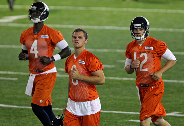 CowboysTalkLine's tweet photo. RT @StevenVanOver: Go Oranje! #worldcuphumor RT Our photo gallery from this week's Bears OTA: http://t.co/KbFREJ5DVA http://t.co/nWxDUWqFMV