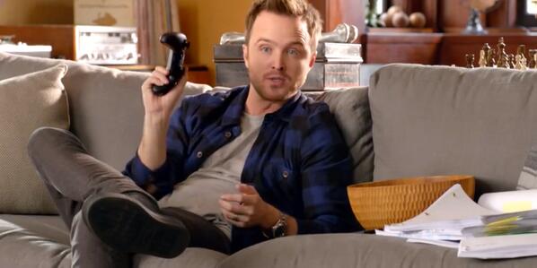 _BenjaminCornu_'s tweet photo. Quand une pub Xbox One allume des consoles par erreur à cause de Jesse Pinkman : http://t.co/T56xMK6RUj via @Gameblog http://t.co/d5TLEshwBG