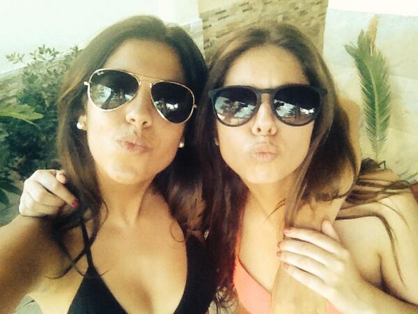 Olguissm's tweet photo. Piscineeeo 😊😊 http://t.co/duemKNmxkI