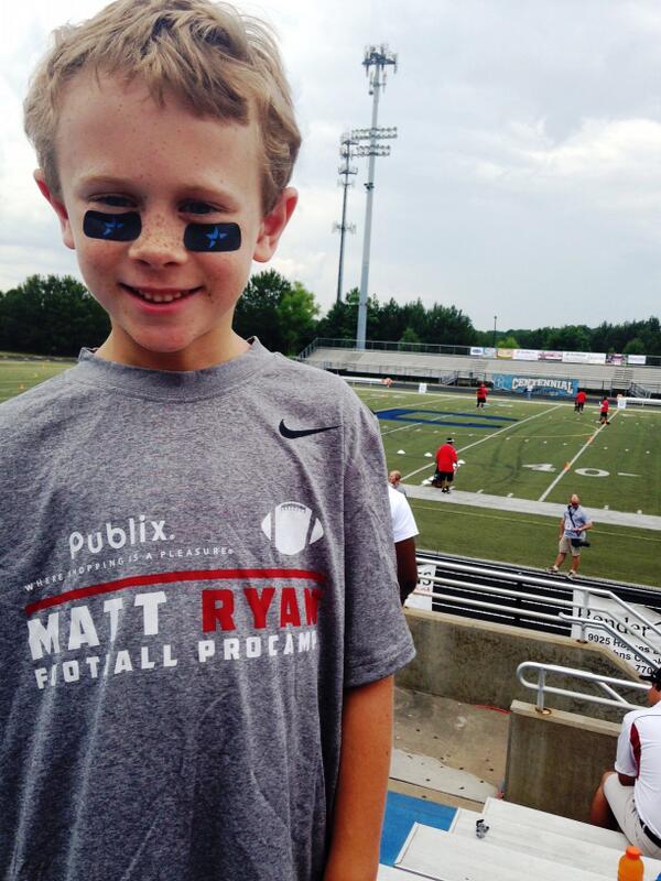 Path_Insight's tweet image. What an awesome day! James fired up for Matt Ryan's ProCamp! Thanks @M_Ryan02 @ProCamps and @Publix (corrected pic)