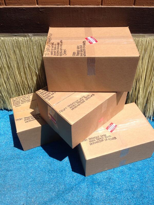 ParadiseVape's tweet photo. Vape Mail headed for Japan!! #ParadiseVapeLyfe #Cali2Japan #VapeLif... http://t.co/KxSzL2M0aD http://t.co/gABMP5VwY7