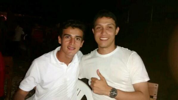 SamirOrtegaT's tweet photo. Como estas jugando, en un gran momento, el Bale de montería jajajajaja @luisdquintero http://t.co/dunju2C86I