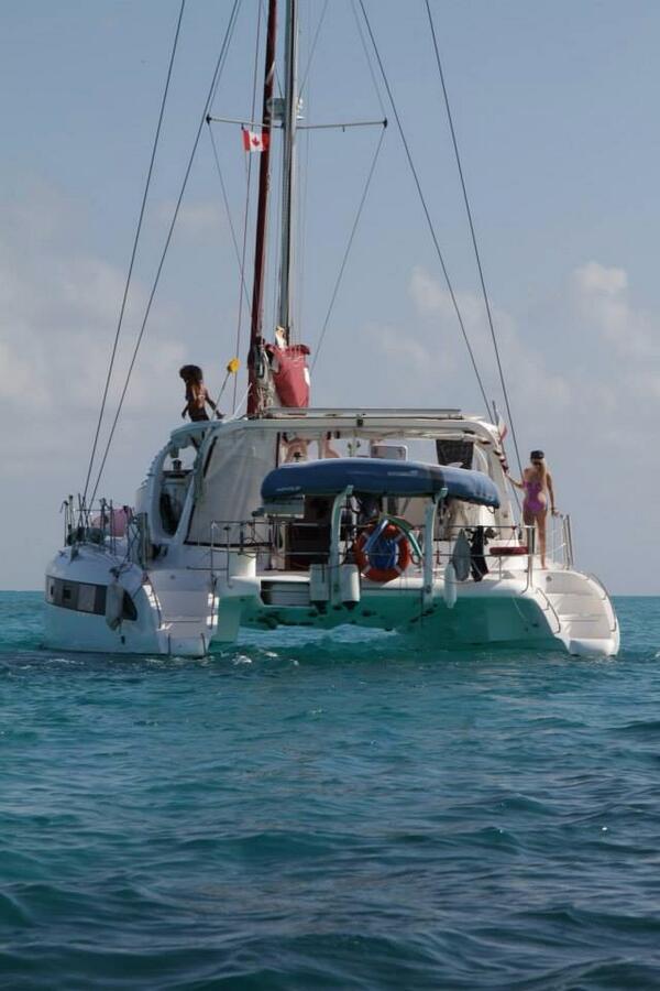 MalucatC's tweet photo. @MalucatC #comesailaway
#chartersmexico http://t.co/xnm6oanfQu