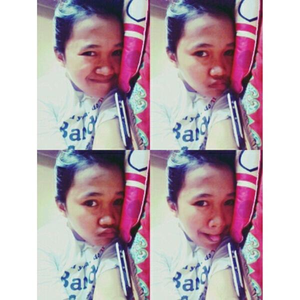 liaaaaaaa_'s tweet photo. selamatmalam :)))))) http://t.co/dKwGiS5ztN