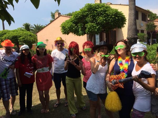 PVRivesdeCannes's tweet photo. FDI fête leur 30 ans avec un LIP DUB chez Pierre et Vacances Les Rives de Cannes. http://t.co/J3pLYYjmkm
