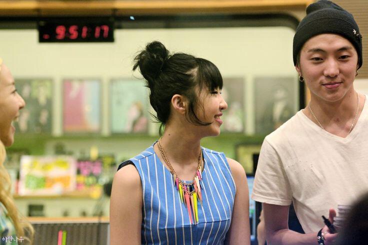 BqBIgmMCUAA_ZFP.jpg:large