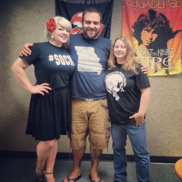 SQCRD's tweet photo. #SQCRD hanging out with @mike_the_intern this morning #rollerderby #Springfieldmo #sgf http://t.co/kUHrm54YLN