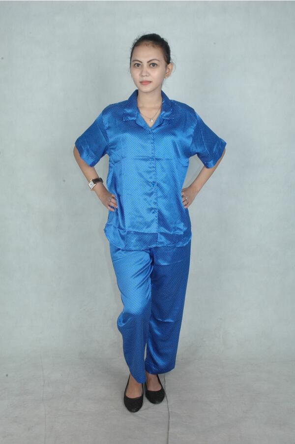 satinbutik's tweet photo. Jual Baju tidur satin polkadot...free size.. harga Rp. 150 ribu... order sms ke 083811049818 http://t.co/OxfMe8x8CU