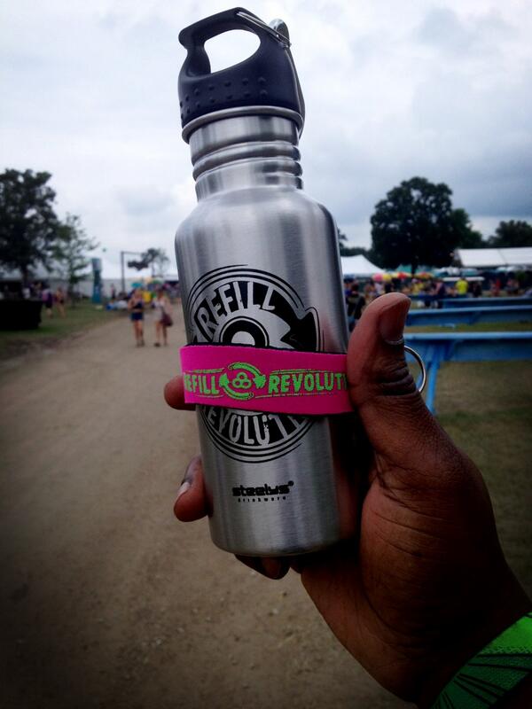 JBportmanteau's tweet photo. I say I want a revolution! A #refillrevolution that is! @PlasticPollutes #Bonnaroo14 http://t.co/GlFwXYmxRa
