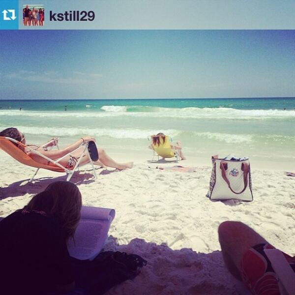 ConsuelaStyle's tweet photo. @kstill29 took her Consuela Tote to the beach but she forgot to bring all of US. 😉

#consuelastyle #beach #vacati... http://t.co/LQ6Tlm5bhN