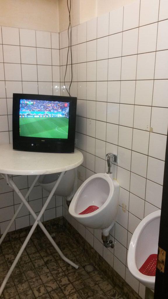 <a href="/ZaalStaring/">Zalencentrum Staring</a> mis je niks vanavond #ESP v #NED zalencentrumstaring.nl