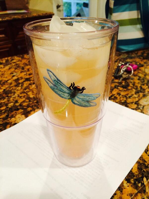 On_My_Plate's tweet photo. Ginger, lemon, honey, cayenne "tea" http://t.co/ADPAyW0mbr