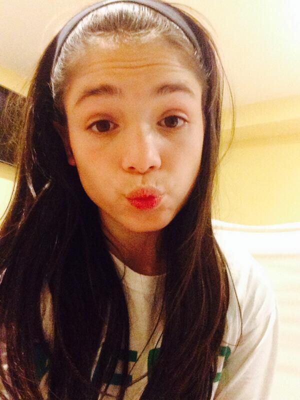 cheergirl6420's tweet photo. ❤️ this pick http://t.co/LrHY0WqRsZ