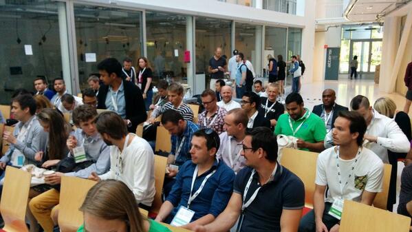 royhvaara's tweet photo. The crowd #swoslo #siliconfjord http://t.co/d0uscIlQIX
