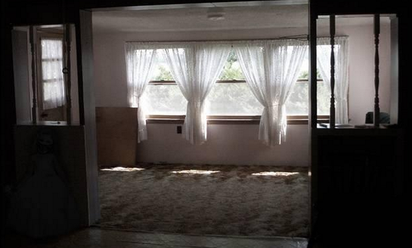 UltraPodX's tweet photo. —ESPECTROFOBIA 
Miedo, terror, pánico a los Fantasmas. 

¿Tú eres Espectrofóbico(a)? Observa bien la imagen. http://t.co/aiQ3Ebo2Re