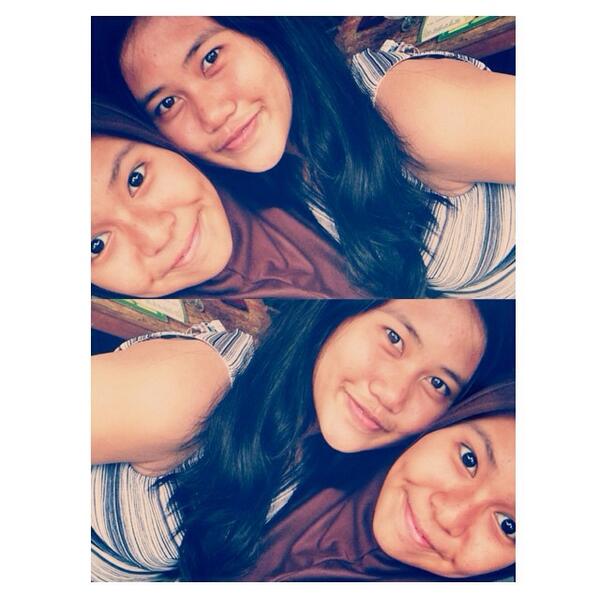Mahirahaha's tweet photo. 💙💛 http://t.co/2ainecFkNF